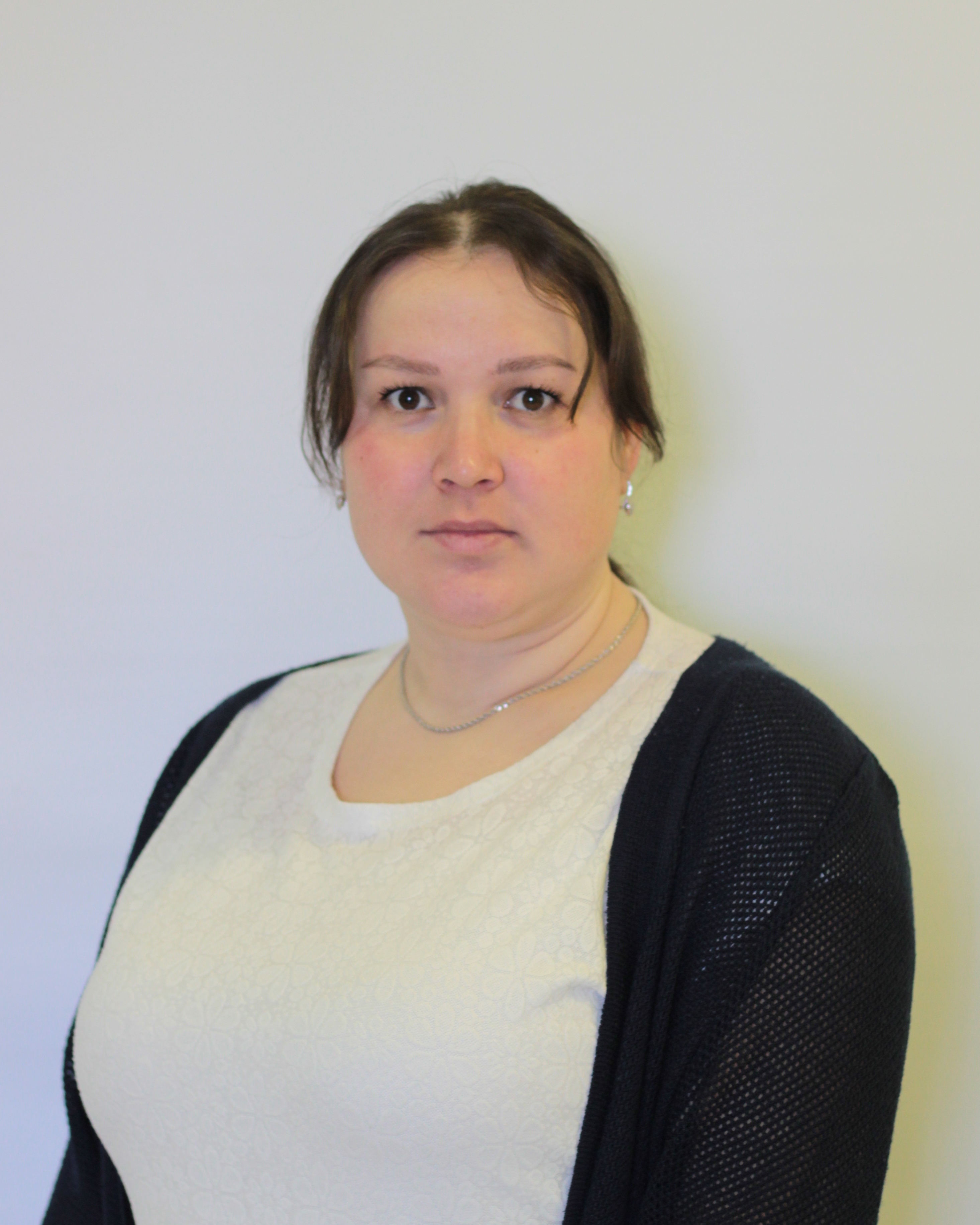 Емельянова Елена Олеговна.
